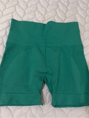 SET Active High-Waist Athletic Shorts in green